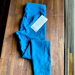 Lululemon Invigorate HR Tight 25”
